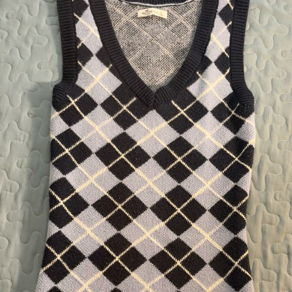 Hollister Black and Cream Argyle Sweater dress